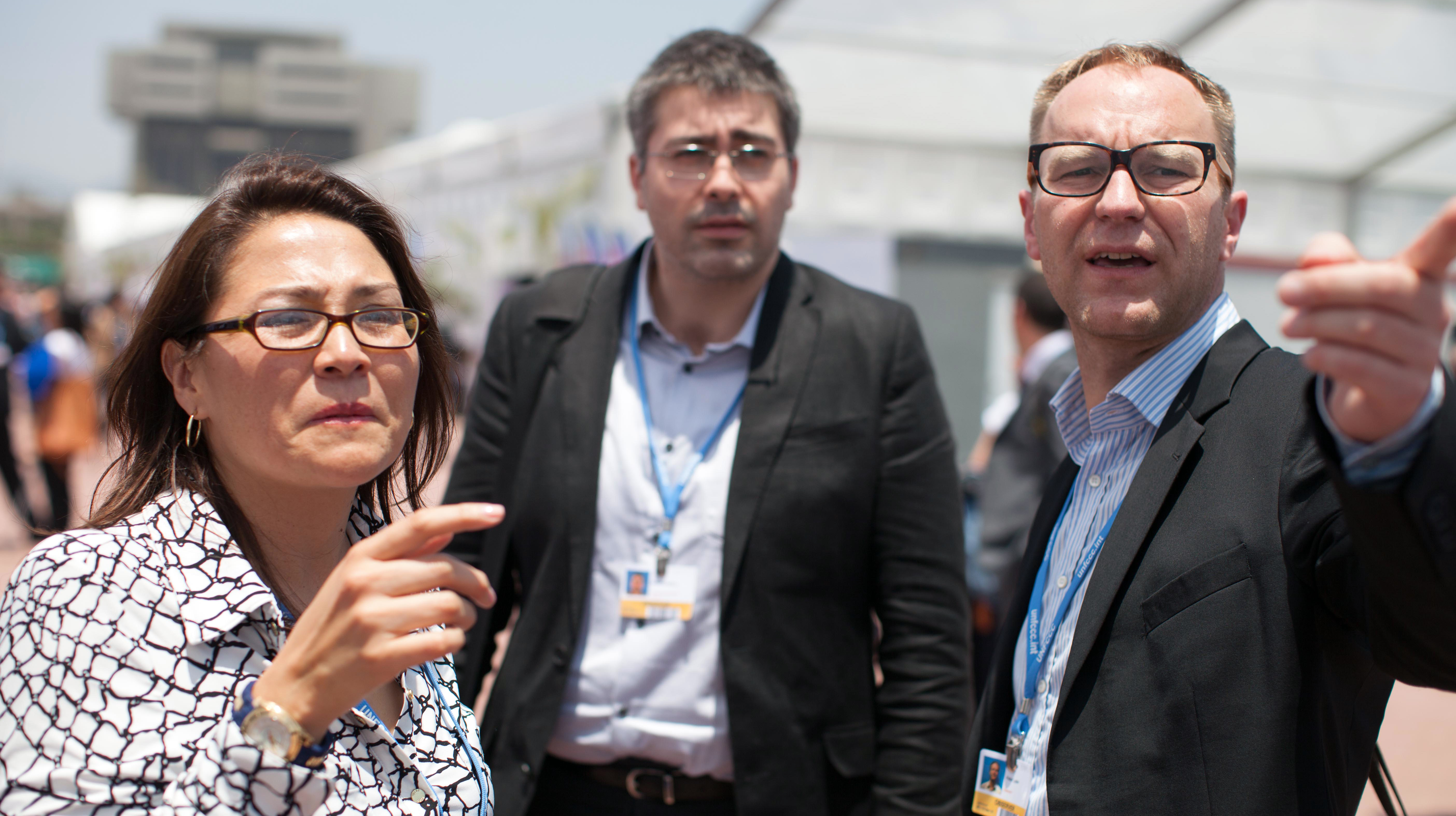 Petter Lydén till höger i bild på FN:s klimatförhandlingar i Lima, december 2014.Bild: Sean Hawkey/LWF